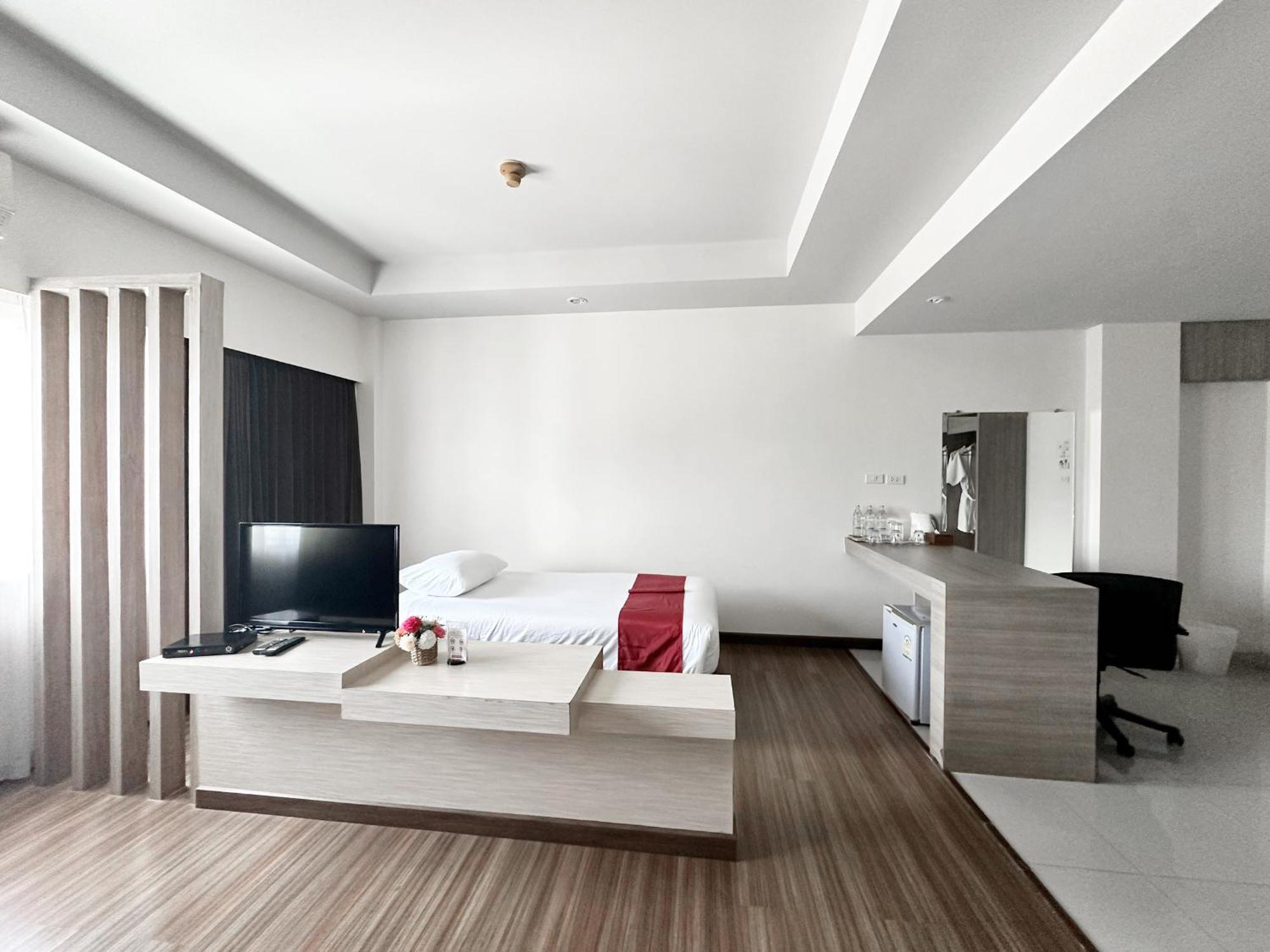 Akelada Hotel Nang Rong Esterno foto