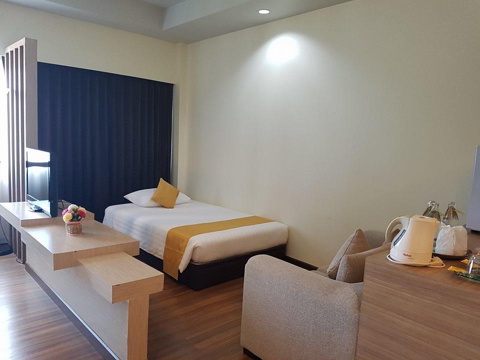 Akelada Hotel Nang Rong Esterno foto